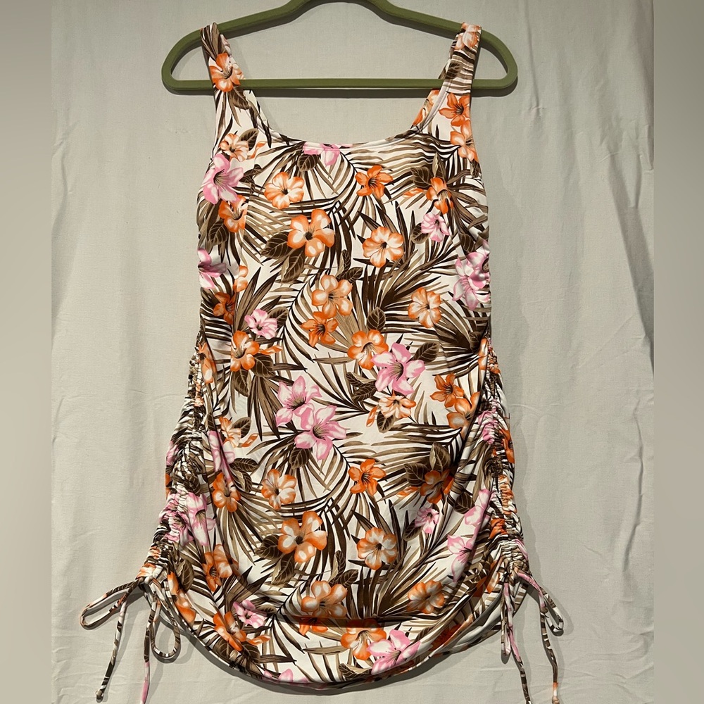 Lands’ End Tropical Floral Ruched One Piece Swimsuit Size 12 Beach Resort